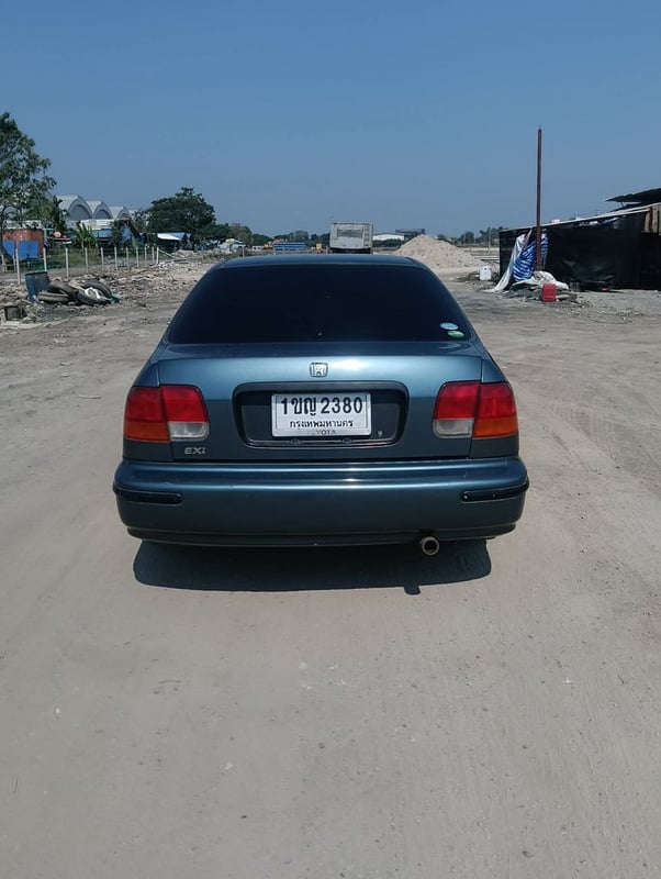 Honda civic ek 1996 ( ตาโต )