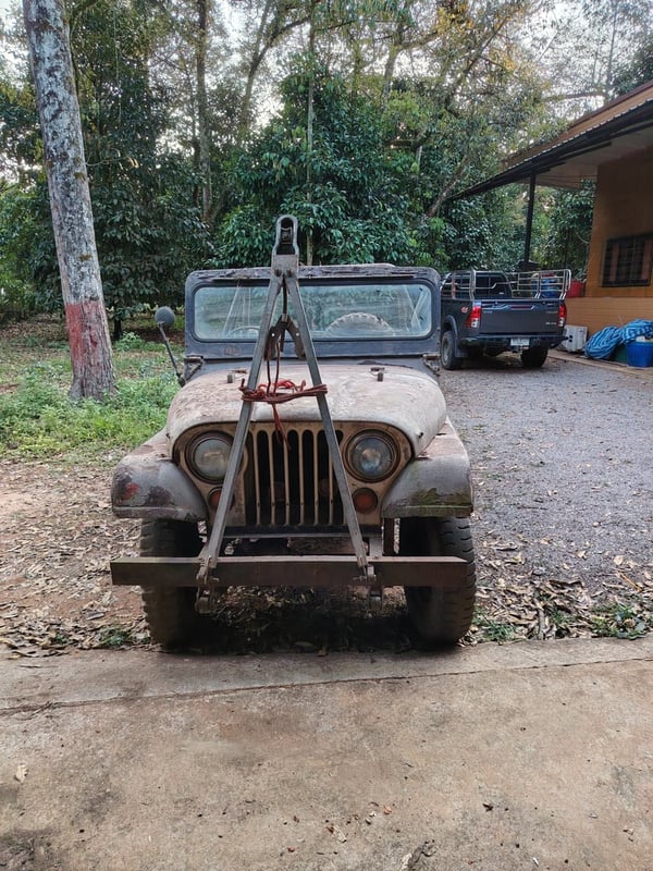 ขายรถ​  Jeep.cj5  98,000 มีทะเบียนขาดต่อ