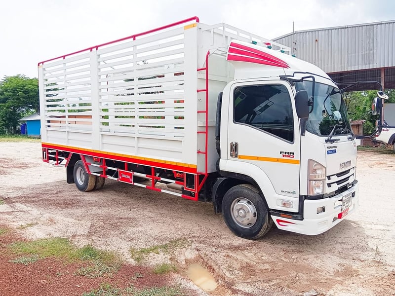 ISUZU FRR 190แรงม้า รถบรรทุก 6ล้อ กระบะคอกสูง ปี2013 เลขไมล์ 200,000 กม.