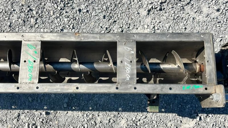 สกรูลำเลียงวัตถุดิบ(ScrewConveyor)มีทั้งแบบงานสเตนเลส เหล็ก380Vเข้ามา 3 ตัว สกรูลำเลียงวัตถุดิบ(ScrewConveyor)มีทั้งแบบงานสเตนเลส เหล็ก380Vเข้ามา 3 ตัว