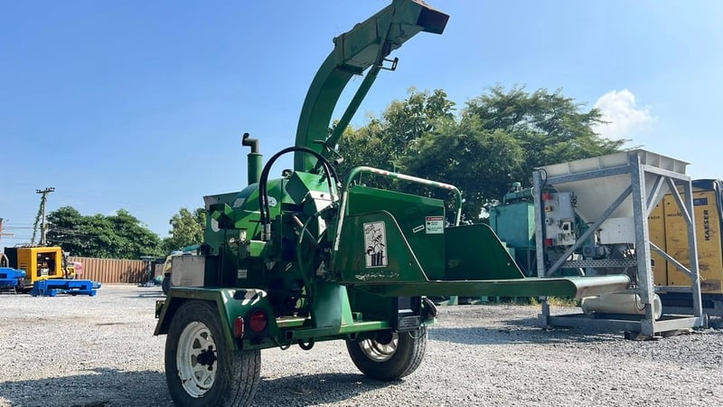 RARE_ITEM เครื่องสับย่อยกิ่งไม้วัชพืช(Wood_chipper) B A N D I T  U S A Model : 6 5 A W เครื่องยนต์ดีเซล สับไม้ท่อนโตสุดได้ 5” งานตัดประมูลพร้อมใช้ ด่วนมีมาตัวเดียว