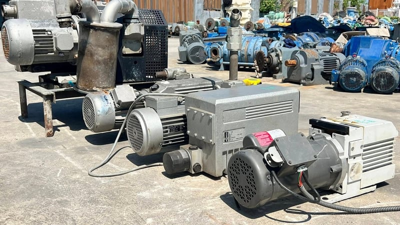 แวคคัมปั้มสุญญากาศ ของยุโรป 380V เข้ามา 4 ตัว