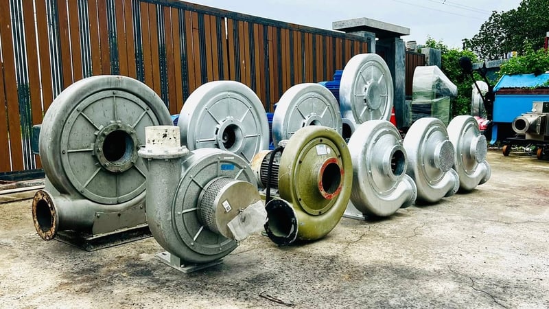 โบลเวอร์ดูดเป่าระบายอากาศ วัสดุอลูมิเนียม ทั้งตัวโข่งและใบพัด มีมาตั้งแต่ขนาด 2 - 15 HP 380V โบลเวอร์ดูดเป่าระบายอากาศ วัสดุอลูมิเนียม ทั้งตัวโข่งและใบพัด มีมาตั้งแต่ขนาด 2 - 15 HP 380V