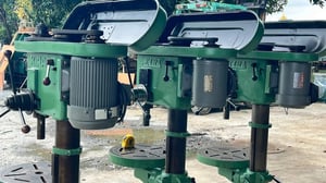 สว่านเจาะต้าปเก่าญี่ปุ่น KIRA JAPAN  รุ่น KRT-420P เจาะ ต๊าป 1.1-4” ( 31 mm )380Vเข้ามา 3 ตัว สดจากนอกเก่าญี่ปุ่น