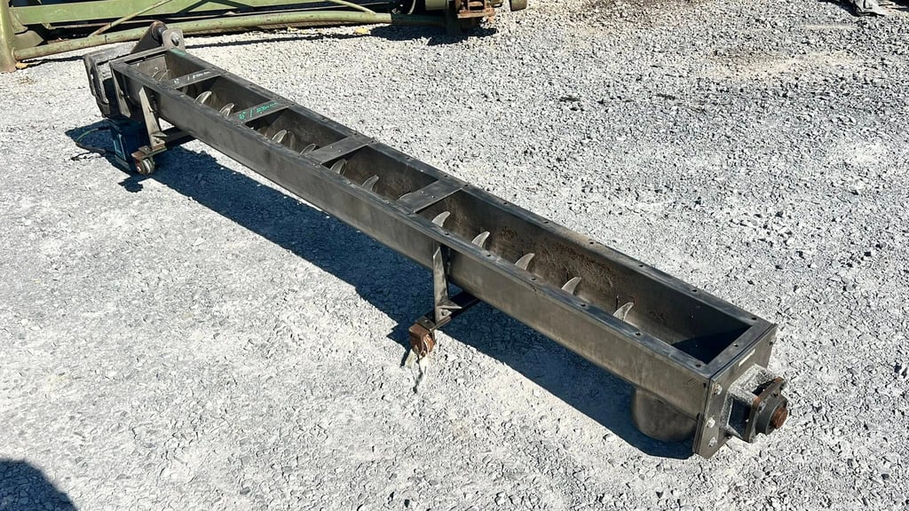 สกรูลำเลียงวัตถุดิบ(ScrewConveyor)มีทั้งแบบงานสเตนเลส เหล็ก380Vเข้ามา 3 ตัว สกรูลำเลียงวัตถุดิบ(ScrewConveyor)มีทั้งแบบงานสเตนเลส เหล็ก380Vเข้ามา 3 ตัว