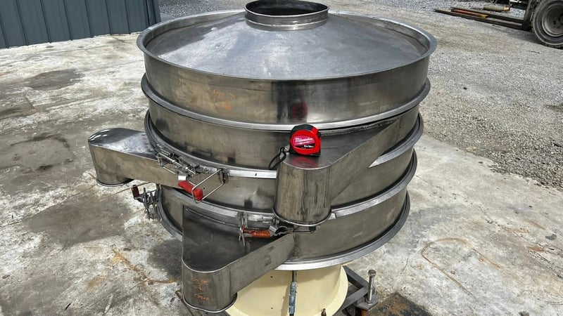 RARE_ITEM ตระแกรงร่อนสั่นเขย่าแบบสเตนเลส แบบ 3 ชั้น เส้นผ่าศูนย์กลาง 1 เมตร (100 cm)380V