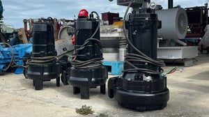 ปั้มจุ่มแช่ไดโว่(Submersible)Shinmaywa & Tsurumiขนาด 7.5 HP 380Vเข้ามา 3 ตัว ปั้มจุ่มแช่ไดโว่(Submersible)Shinmaywa & Tsurumiขนาด 7.5 HP 380Vเข้ามา 3 ตัว