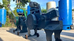 กรรไกรตัดงับเศษเหล็ก ตัดเศษเหล็กงานรีไซเคิล ปากมีด 12”380Vเข้ามา 2 ตัว