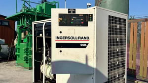 #เครื่องปั้มลมสกรู(ScrewAirCompressor) INGERSOLL-RAND รุ่น ML 55 SS ขนาด 63 kw ( 85 HP )380V Year 2001