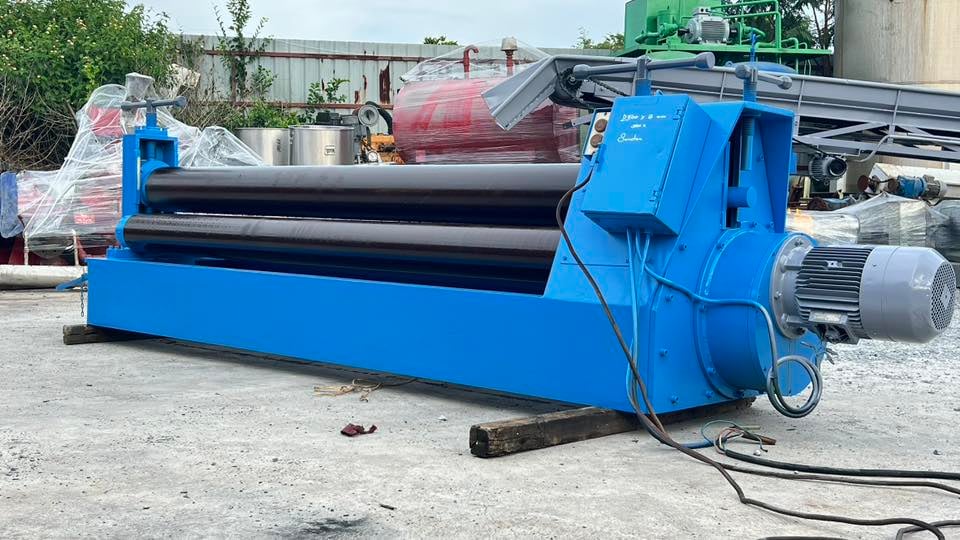 เครื่องม้วนเหล็กแผ่นงานยุโรป R O U N D O Made in SWEDEN ขนาด 8 ฟุต (240 cm) ม้วนหนา 8 - 12 mm380Vพร้อมใช้งาน เครื่องม้วนเหล็กแผ่นงานยุโรป R O U N D O Made in SWEDEN ขนาด 8 ฟุต (240 cm) ม้วนหนา 8 - 12 mm380Vพร้อมใช้งาน