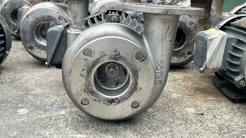 ปั้มน้ำหอยโข่งสเตนเลส TECO เรือนปั้มและใบพัดวัสดุสเตนเลส ขนาด 3 HP 380V ท่อเข้าออก 2.5”- 2” สภาพสวยงานตัดประมูล ปั้มน้ำหอยโข่งสเตนเลส TECO เรือนปั้มและใบพัดวัสดุสเตนเลส ขนาด 3 HP 380V ท่อเข้าออก 2.5”- 2” สภาพสวยงานตัดประมูล