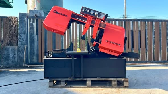 เครื่องเลื่อยสายพานญี่ปุ่น(BANDSAW)AMADA JAPANรุ่น H-350SA (ไม่มีบัคเก็ตหางส่ง)200Vใช้งานได้ปกติ ราคาสุดเร้าใจ เครื่องเลื่อยสายพานญี่ปุ่น(BANDSAW)AMADA JAPANรุ่น H-350SA (ไม่มีบัคเก็ตหางส่ง)200Vใช้งานได้ปกติ ราคาสุดเร้าใจ