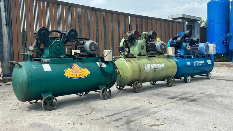 เครื่องปั้มลม 380Vเข้ามา 3 ตัว