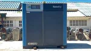 เครื่องปั้มลมสกรู(ScrewAirCompressor)KOBELCO JAPAN Model : VS 420A - 22  ขนาด 30 HP 380V