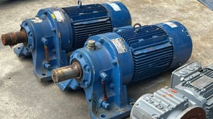 มอเตอร์เกียร์ทดกำลังญี่ปุ่น Sumitomo & Sew Eurodriveงานยุโรป 380V เข้ามา 8 ตัว