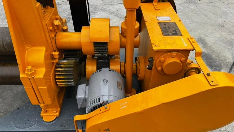 เครื่องม้วนเหล็กแผ่นเก่าญี่ปุ่น ขนาด 2000 x 10 mm ยาว 2 เมตร ม้วนหนา 6 ~12 mm Option พิเศษหัวเพลาดัดแป๊ปได้‼️ลูกโมลด์มีติดตัวเครื่องมาจากญี่ปุ่นหนึ่งชุดตามภาพ 380V สดจากนอกเก่าญี่ปุ่น เครื่องม้วนเหล็กแผ่นเก่าญี่ปุ่น ขนาด 2000 x 10 mm ยาว 2 เมตร ม้วนหนา 6 ~12 mm Option พิเศษหัวเพลาดัดแป๊ปได้‼️ลูกโมลด์มีติดตัวเครื่องมาจากญี่ปุ่นหนึ่งชุดตามภาพ 380V สดจากนอกเก่าญี่ปุ่น