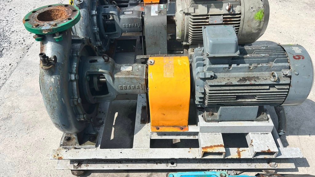 ชุดปั้มน้ำหอยโข่ง EBARA JAPAN 380V เข้ามา 4 ชุด