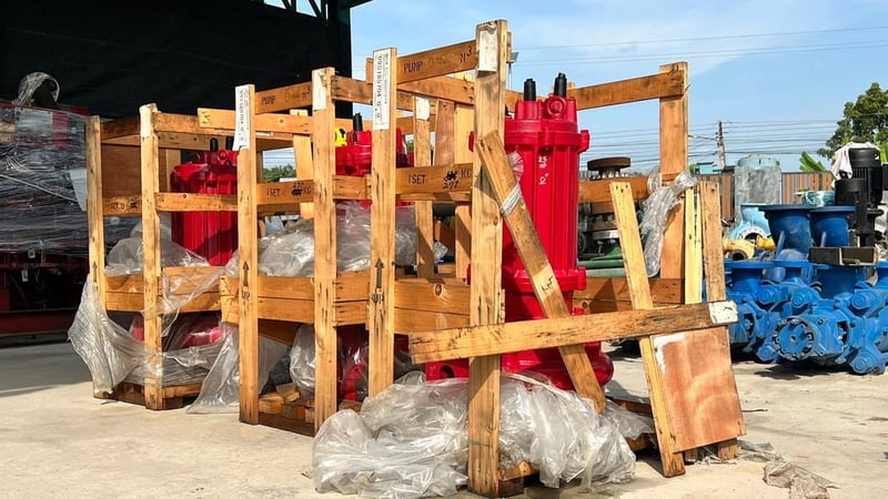 ของใหม่เก่าเก็บ ปั้มจุ่มแช่ไดโว่(Submersible) KAWAMOTO JAPAN ขนาด 25 HP  ท่อ 2”  H : 47- 38 m  Q : 0.1~1.5 m3 min 380V