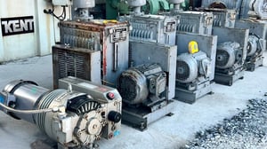 แวคคัมปั้มสุญญากาศMARUYAMA JAPANขนาด 2 HP 380V เข้ามา 5 ตัว แวคคัมปั้มสุญญากาศMARUYAMA JAPANขนาด 2 HP 380V เข้ามา 5 ตัว