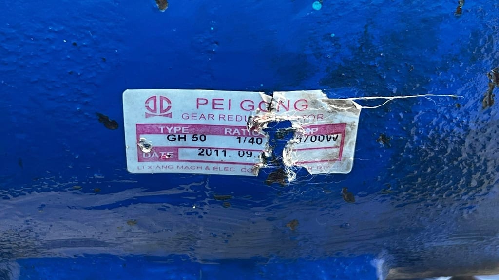 มอเตอร์เกียร์ทดกำลัง PEI GONG TAIWAN ขนาด 5 HP 1 : 40 (37 rpm)380V เข้ามา 3 ตัว มอเตอร์เกียร์ทดกำลัง PEI GONG TAIWAN ขนาด 5 HP 1 : 40 (37 rpm)380V เข้ามา 3 ตัว