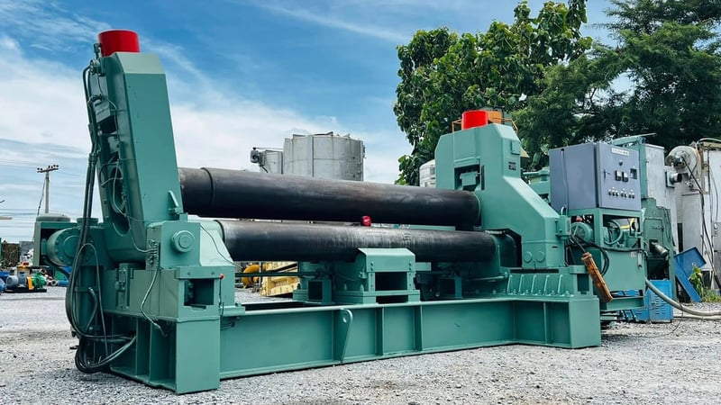 สดจากนอกเก่าญี่ปุ่น เครื่องม้วนเหล็กแผ่นเก่าญี่ปุ่น ขนาดใหญ่ HEAVY DEUTY ขนาด 2500 x 20 mm ระบบไฮดรอลิค ม้วนกรวยได้ ลูกกลิ้งอิสระ 200V 3 สายญี่ปุ่นสดจากนอก สดจากนอกเก่าญี่ปุ่น เครื่องม้วนเหล็กแผ่นเก่าญี่ปุ่น ขนาดใหญ่ HEAVY DEUTY ขนาด 2500 x 20 mm ระบบไฮดรอลิค ม้วนกรวยได้ ลูกกลิ้งอิสระ 200V 3 สายญี่ปุ่นสดจากนอก