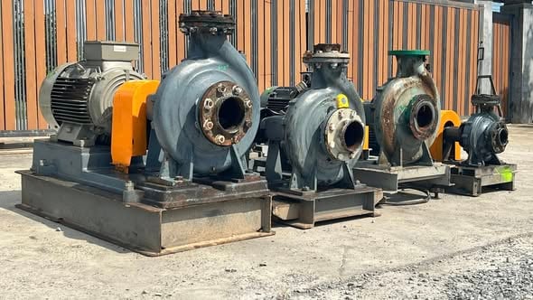 ชุดปั้มน้ำหอยโข่ง EBARA JAPAN 380V เข้ามา 4 ชุด