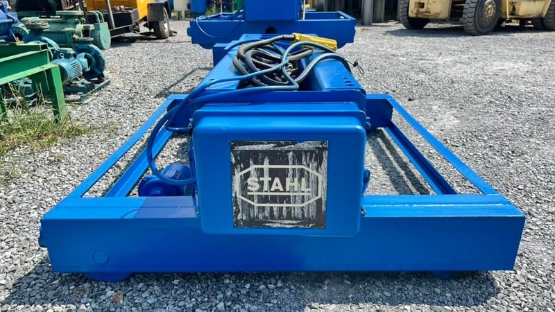 รอกเครนสลิงงานยุโรป S T A H L GERMANY ขนาด 10 ton 2 Speed 4 ทิศทาง 380V เข้ามา 3 ตัว รอกเครนสลิงงานยุโรป S T A H L GERMANY ขนาด 10 ton 2 Speed 4 ทิศทาง 380V เข้ามา 3 ตัว