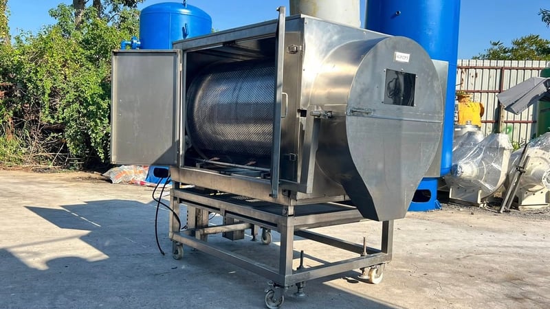 เครื่องล้างสลัดแห้งงานสเตนเลส ขนาดห้อง (กยส) 90 x 135 x 100 cm มีระบบน้ำฉีดล้างในตัว380Vสเตนเลสทั้งตัว