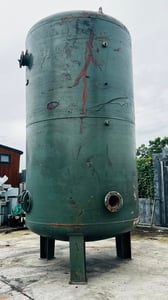 ถังพักลมเข้าใหม่ ทรงตั้งขนาดใหญ่ 10000 ลิตร ถังหนาสภาพสวยงานตัดประมูล พร้อมใช้งาน