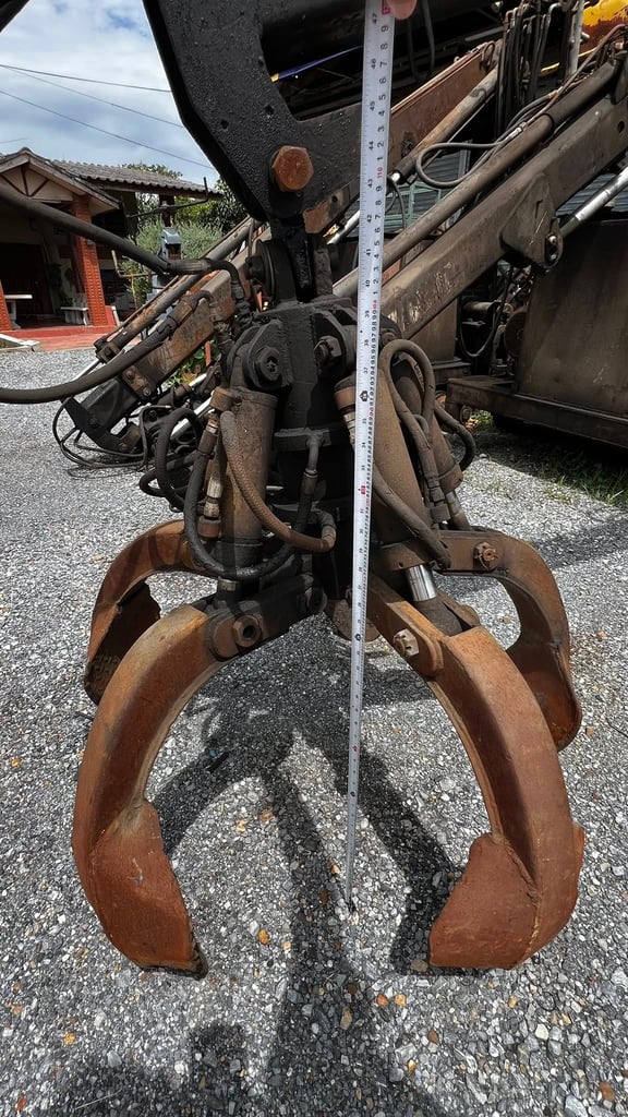 เหลือ 1 ตัว เฮี้ยบช้าง4ตัน(HIAB) HIAB 081 รุ่น 4 ton (4000 kg) ใช้มอเตอร์ไฟฟ้าต้นกำลังในการขับเคลื่อนแม่ปั้มไฮดรอลิค มีรางล้อเลื่อน + หัวขยุ้ม 380V เข้ามา 3 ตัว เหลือ 1 ตัว เฮี้ยบช้าง4ตัน(HIAB) HIAB 081 รุ่น 4 ton (4000 kg) ใช้มอเตอร์ไฟฟ้าต้นกำลังในการขับเคลื่อนแม่ปั้มไฮดรอลิค มีรางล้อเลื่อน + หัวขยุ้ม 380V เข้ามา 3 ตัว