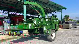 RARE_ITEM เครื่องสับย่อยกิ่งไม้วัชพืช(Wood_chipper) B A N D I T  U S A Model : 6 5 A W เครื่องยนต์ดีเซล สับไม้ท่อนโตสุดได้ 5” งานตัดประมูลพร้อมใช้ ด่วนมีมาตัวเดียว