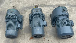 มอเตอร์เกียร์ทดกำลังMitsubishi JAPAN380Vเข้ามา 3 ตัว