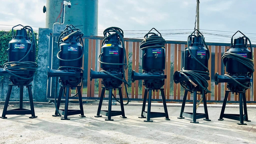 ของใหม่เก่าเก็บ ปั้มจุ่มแช่ไดโว่(Submersible)GRUNDFOS PUMP ขนาด 45 HP  6”- 5”380V มีมา 6 ตัว ของใหม่เก็บสแปยังไม่ได้ใช้งาน