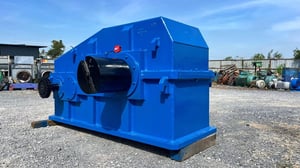 เกียร์บ็อคงานยุโรป(GEAR_BOX)ขนาดใหญ่ใช้กับมอเตอร์ 150~220 HP อัตราทด 1 : 53 เพลาออกคู่ โต 8” สภาพสวยพร้อมใช้ เกียร์บ็อคงานยุโรป(GEAR_BOX)ขนาดใหญ่ใช้กับมอเตอร์ 150~220 HP อัตราทด 1 : 53 เพลาออกคู่ โต 8” สภาพสวยพร้อมใช้