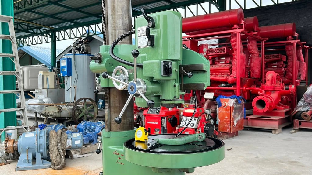 สว่านเรเดียลงานยุโรป AB ARBOGA SWEDEN แขน 600 mm 380V