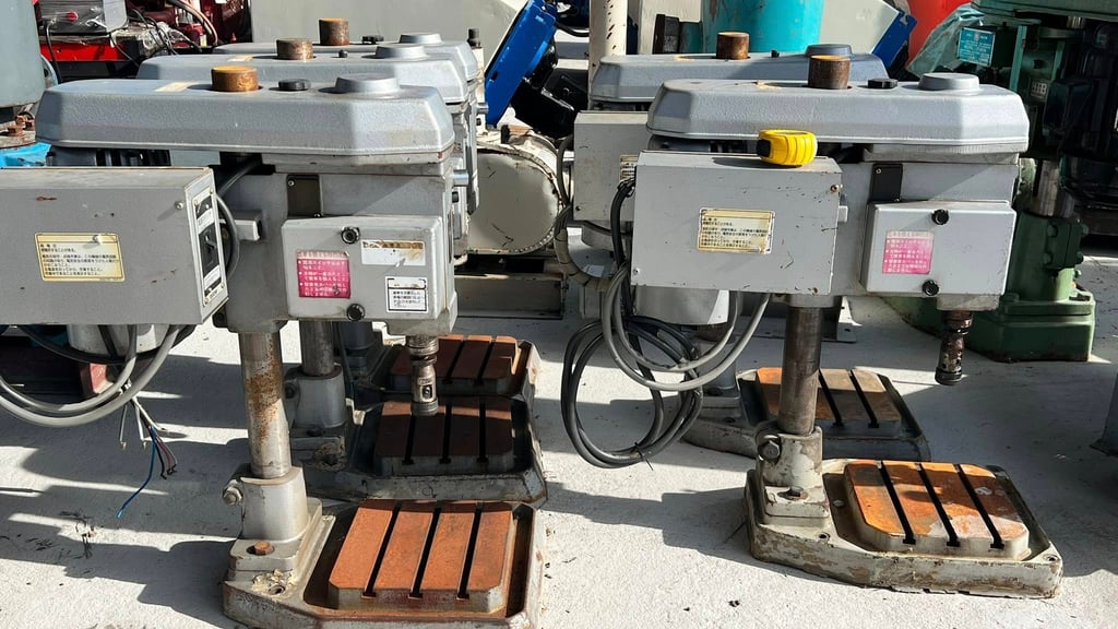 เหลือ 2 ตัว แท่นต๊าปญี่ปุ่นBROTHER HI-TAP JAPANรุ่น BT 1 - 215 380V มีมา 5 ตัว