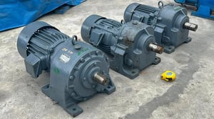 มอเตอร์เกียร์ทดกำลังMitsubishi JAPAN380Vเข้ามา 3 ตัว