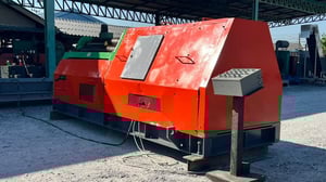 เครื่องม้วนเหล็กแผ่นระบบไฮดรอลิค4ลูกกลิ้ง ขนาด 4 ฟุต ม้วนหนา 6-9 mm ลูกกลิ้ง 2 ข้างเอียงอิศระองศา ขึ้นหัวได้ ม้วนกรวยได้ 380V พร้อมใช้ เครื่องม้วนเหล็กแผ่นระบบไฮดรอลิค4ลูกกลิ้ง ขนาด 4 ฟุต ม้วนหนา 6-9 mm ลูกกลิ้ง 2 ข้างเอียงอิศระองศา ขึ้นหัวได้ ม้วนกรวยได้ 380V พร้อมใช้