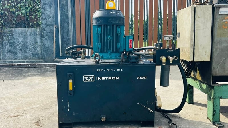 เหลือ 1 ชุด ชุดต้นกำลังปั้มน้ำมันไฮดรอลิค(PowerUnit) งานยุโรป รุ่นปั้มแรงดันสูง (Hipress) ขนาด 7.5 HP380Vเข้ามา 2 ชุด เหลือ 1 ชุด ชุดต้นกำลังปั้มน้ำมันไฮดรอลิค(PowerUnit) งานยุโรป รุ่นปั้มแรงดันสูง (Hipress) ขนาด 7.5 HP380Vเข้ามา 2 ชุด