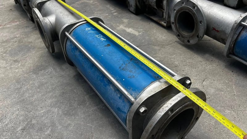 สกรูเพรสสเตนเลสรุ่นงานหนัก WANGEN GERMANY  ปากท่อ 6” มอเตอร์เกียร์ STOBER ขนาด 15 HP 380V เข้ามา 3 ตัว