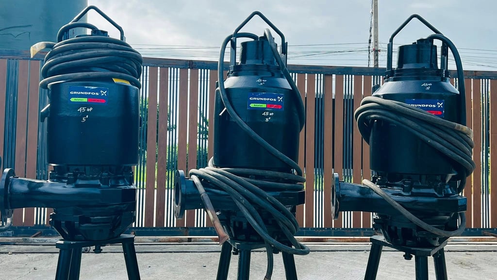 ของใหม่เก่าเก็บ ปั้มจุ่มแช่ไดโว่(Submersible)GRUNDFOS PUMP ขนาด 45 HP  6”- 5”380V มีมา 6 ตัว ของใหม่เก็บสแปยังไม่ได้ใช้งาน