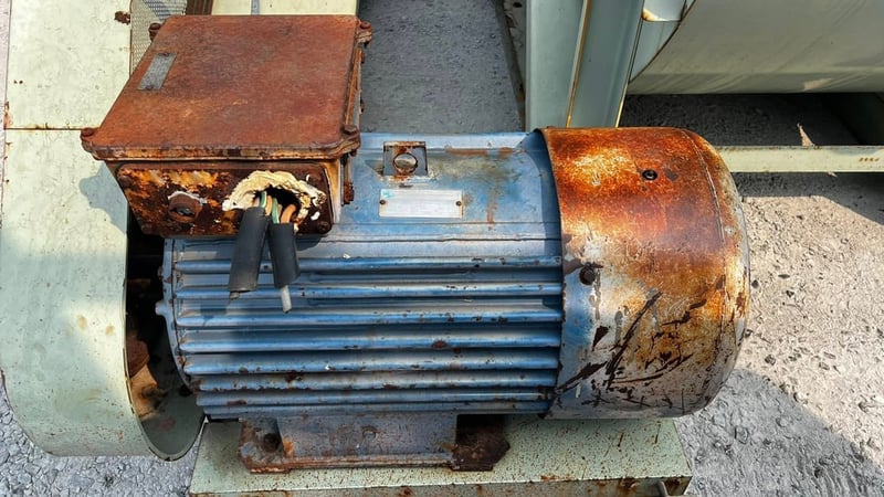 โบลเวอร์ดูดเป่าระบายอากาศ KRUGER FAN BLOWER รุ่นใหญ่บิ๊กไซด์380Vเข้ามา 2 ตัว