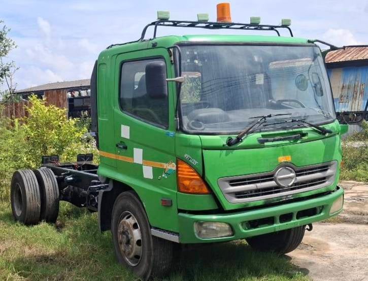 HINO FG 212แรงม้า รถบรรทุก 6ล้อ ปี2010 HINO FG 212แรงม้า รถบรรทุก 6ล้อ ปี2010