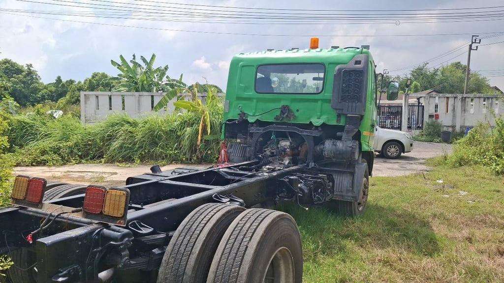 HINO FG 212แรงม้า รถบรรทุก 6ล้อ ปี2010 HINO FG 212แรงม้า รถบรรทุก 6ล้อ ปี2010