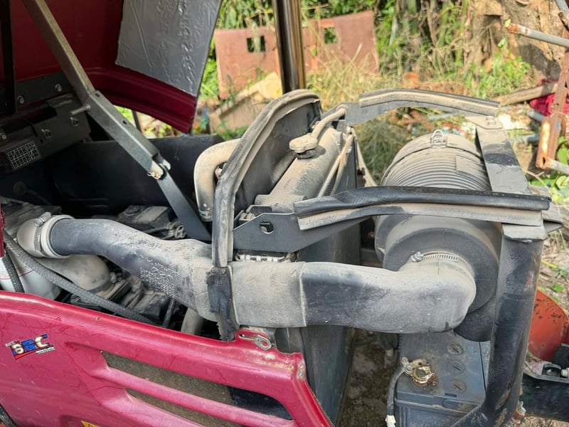 ขายรถไถยันม่า 51 แรงอุปกรณ์ครบ