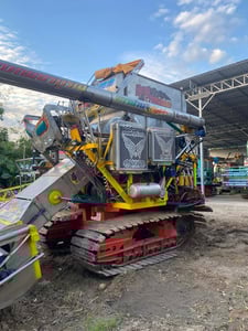 ขายรถเกี่ยวข้าวไทยเจริญปี 2018 ขายรถเกี่ยวข้าวไทยเจริญปี 2018