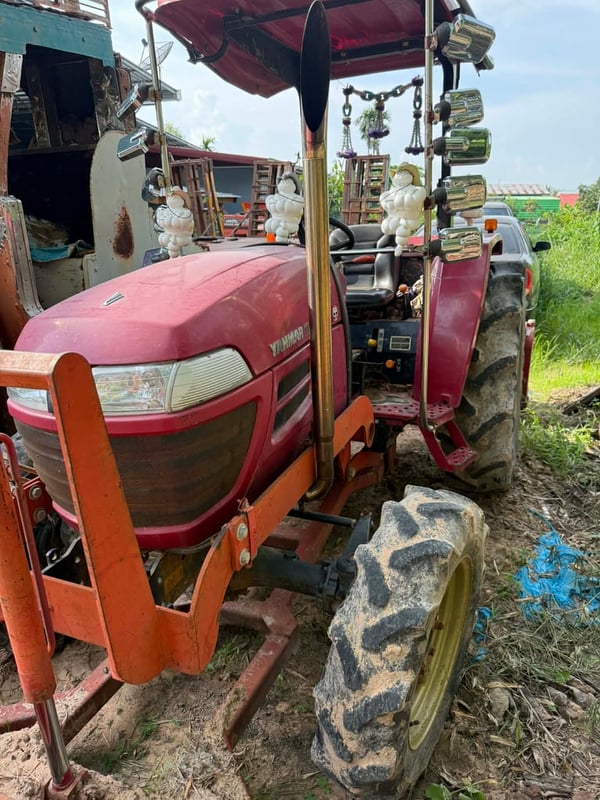 ขายรถไถยันม่า 51 แรงอุปกรณ์ครบ