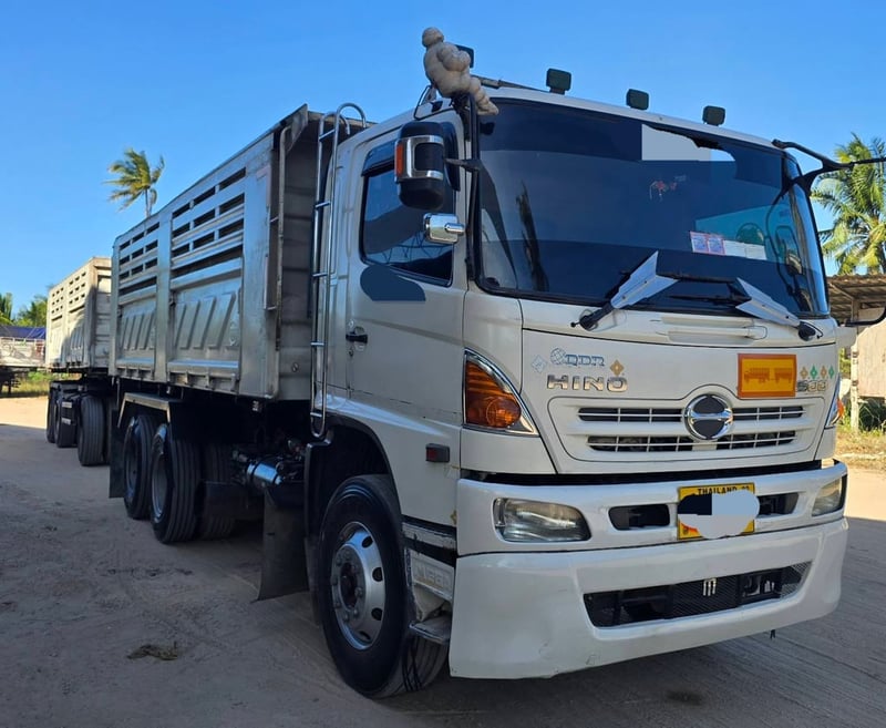 HINO FM 380แรงม้า รถบรรทุก 10ล้อ ดั้มพ์ ปี2013 เลขไมล์น้อยกว่า 500,000 กม.
