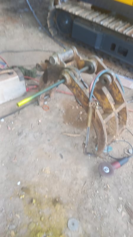 ให้หัวคีปพร้อมบุ้งกี๋