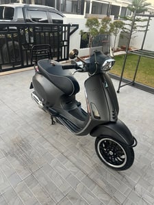 Vespa sprint 150